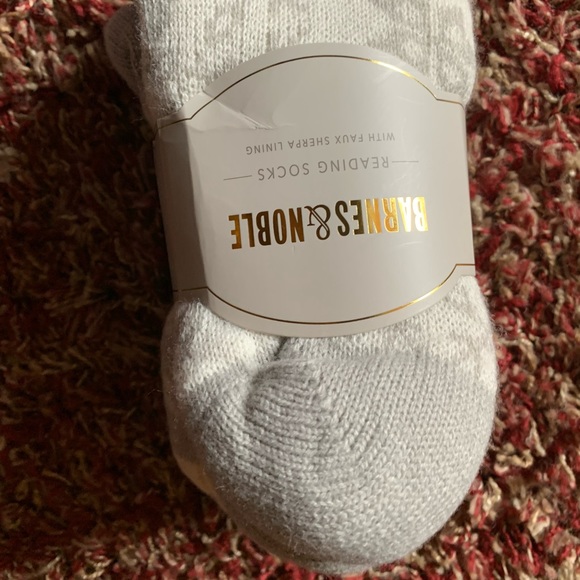 Reading socks